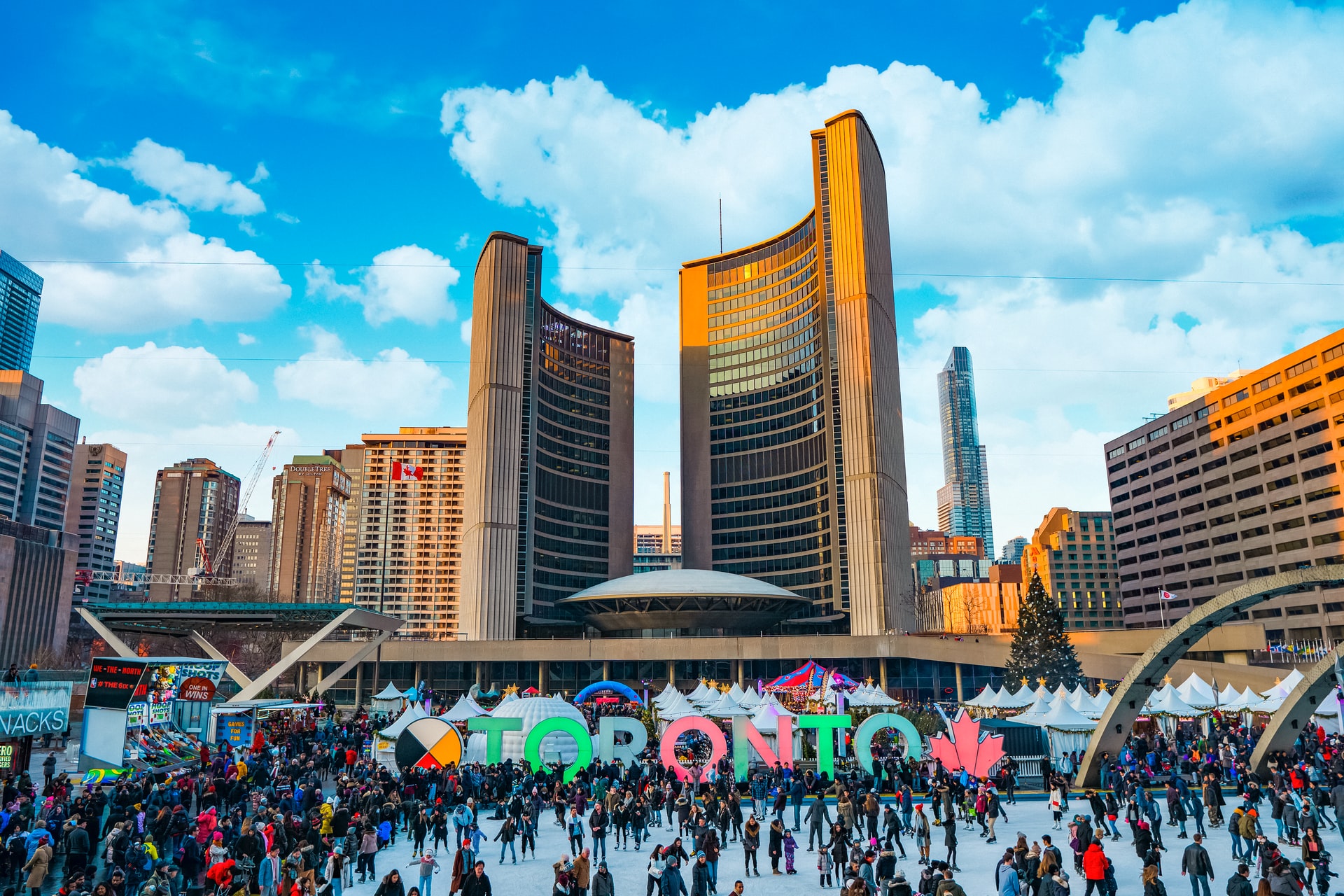 22 Toronto MustVisit Attractions [Tourist Guide] Photos, Maps and Tips!