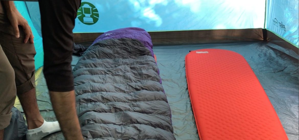 sleeping bag sleeping pad