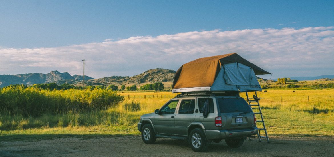 Rooftop tent mobile car camping