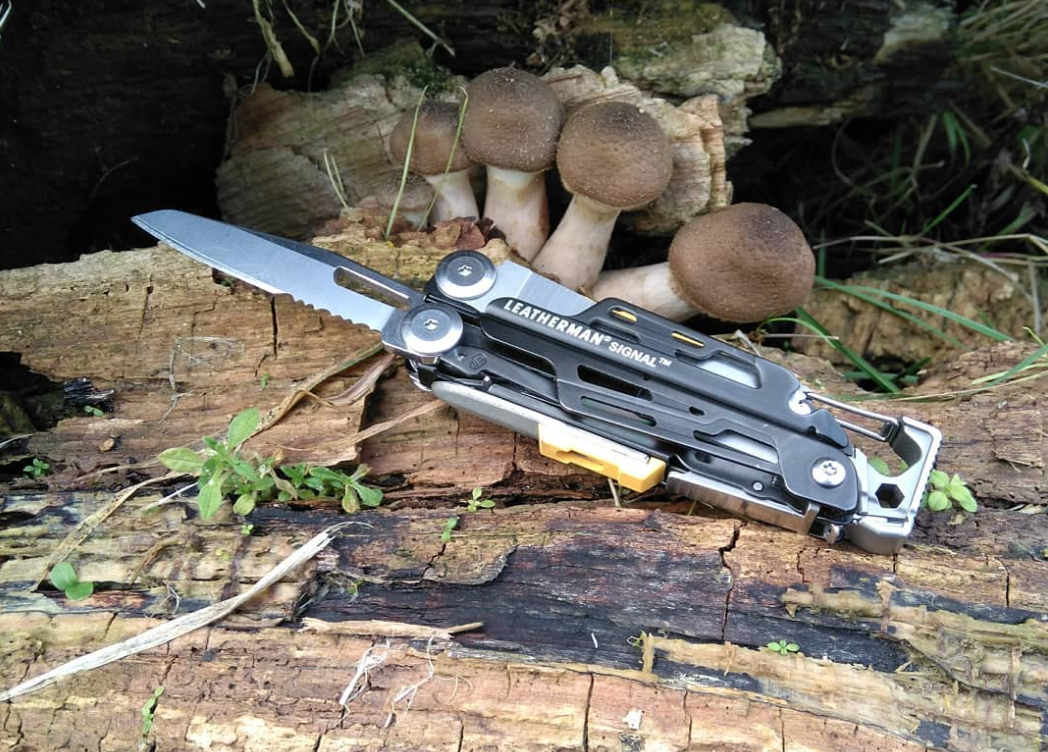 Leatherman signal multi-tool outdoors camping